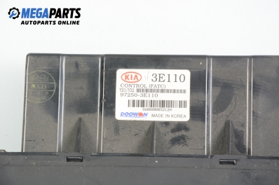 Air conditioning panel for Kia Sorento 2.5 CRDi, 140 hp, 2004 № 97250-3E110