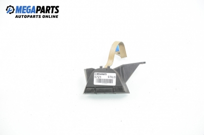 Butoane comenzi audio pentru Fiat Stilo 1.9 JTD, 140 cp, combi, 2004