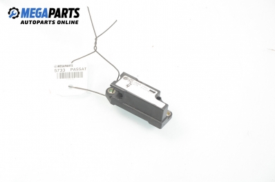 Sensor airbag für Volkswagen Passat (B5; B5.5) 2.5 TDI, 150 hp, combi automatik, 1999 № VW 1J0909606N