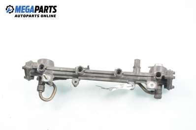 Fuel rail for Mercedes-Benz C-Class 202 (W/S) 2.2, 150 hp, sedan automatic, 1993