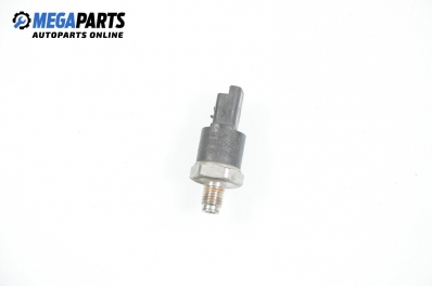 Fuel pressure sensor for Kia Carnival 2.9 CRDi, 144 hp automatic, 2004 № Delphi 93077502B