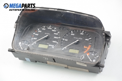 Bloc instrumente de bord pentru Volkswagen Polo (6N/6N2) 1.9 SDI, 64 cp, combi, 1998 № 88 311 235