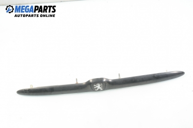 Material profilat portbagaj for Peugeot 206 1.4, 75 hp, hatchback, 5 uși, 2000, position: din spate