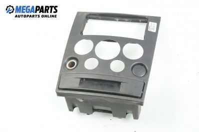Central console for Ford Transit Connect 1.8 TDCi, 90 hp, truck, 2005