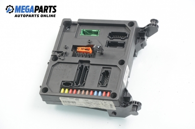 Fuse box for Volkswagen Sharan 1.9 TDI, 115 hp automatic, 2008