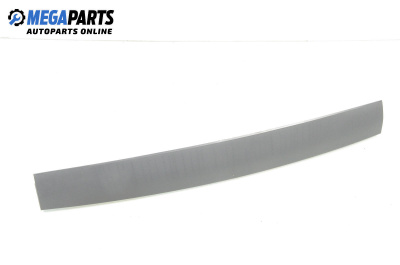 Material profilat interior for Volkswagen Touareg SUV I (10.2002 - 01.2013), 5 uși, suv, № 7L6 867 685