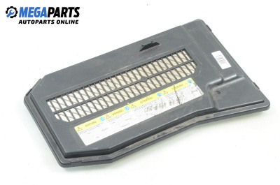 Kunststoffdeckel for Volkswagen Touareg SUV I (10.2002 - 01.2013), 5 türen, suv