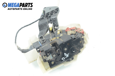 Schloss for Volkswagen Touareg SUV I (10.2002 - 01.2013), position: rechts, vorderseite