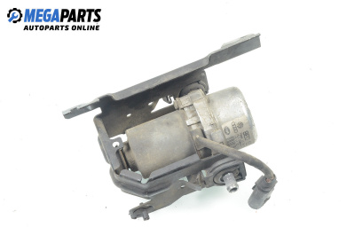 Vacuum pump for Volkswagen Touareg SUV I (10.2002 - 01.2013) 3.2 V6, 220 hp, № 8E0 927 317