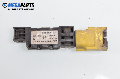 Airbag sensor for Volkswagen Touareg SUV I (10.2002 - 01.2013), № 7L0 909 606 A