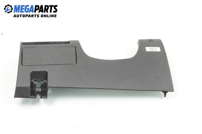 Interieur kunststoffbauteile unter dem armaturenbrett for Mazda 6 Station Wagon I (08.2002 - 12.2007), 5 türen, combi