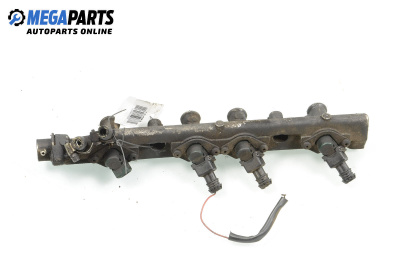 Fuel rail with injectors for Renault Espace III Minivan (11.1996 - 10.2002) 2.0 (JE0A), 114 hp