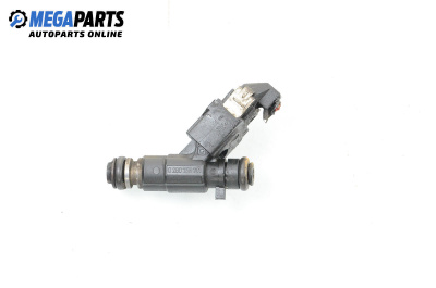 Duza benzină for Seat Cordoba Sedan I (02.1993 - 10.1999) 1.4 i, 60 hp, № 0 280 155 731