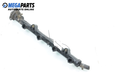 Fuel rail for Seat Cordoba Sedan I (02.1993 - 10.1999) 1.4 i, 60 hp