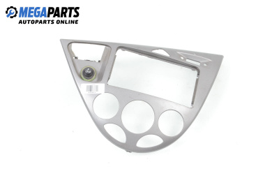 Central console for Ford Focus I Estate (02.1999 - 12.2007)