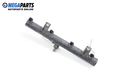 Fuel rail for Peugeot 406 Sedan (08.1995 - 01.2005) 1.8 16V, 116 hp