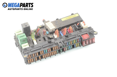 Fuse box for Land Rover Range Rover III SUV (03.2002 - 08.2012) 3.0 D 4x4, 177 hp, № 8 380 407