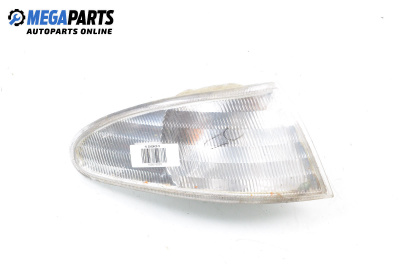 Semnalizator for Ford Mondeo I Hatchback (02.1993 - 08.1996), hatchback, position: dreapta