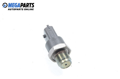 Senzor presiune combustibil for Volkswagen Phaeton Sedan (04.2002 - 03.2016)