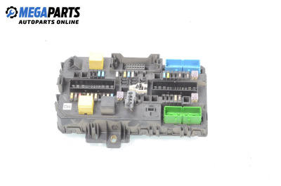 Fuse box for Opel Astra H GTC (03.2005 - 10.2010) 1.9 CDTI, 120 hp