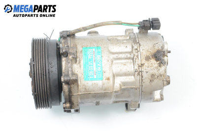 Kompressor klimaanlage for Volkswagen Golf IV Hatchback (08.1997 - 06.2005) 1.9 SDI, 68 hp, № 1J0 820 803 A