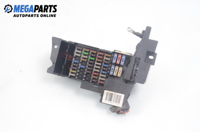 Fuse box for Mercedes-Benz A-Class Hatchback W169 (09.2004 - 06.2012) A 160 CDI (169.006, 169.306), 82 hp