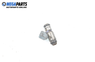 Gasoline fuel injector for Volkswagen Polo Hatchback II (10.1994 - 10.1999) 100 1.4 16V, 100 hp
