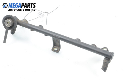 Fuel rail for Citroen Xantia I Break (06.1995 - 01.1998) 2.0 i, 121 hp