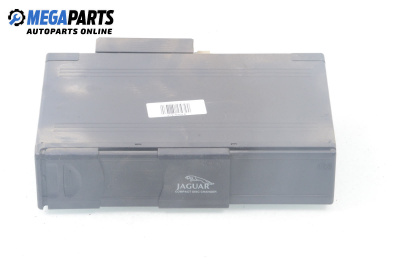 CD wechsler for Jaguar X-Type Sedan (06.2001 - 11.2009)