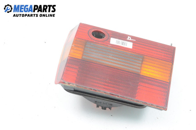 Innere bremsleuchte for Volkswagen Passat II Sedan B3, B4 (02.1988 - 12.1997), sedan, position: rechts