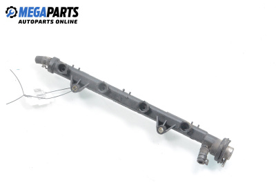 Fuel rail for Volkswagen Polo Variant (04.1997 - 09.2001) 1.4, 60 hp
