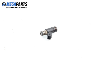 Gasoline fuel injector for Volkswagen Bora Variant (05.1999 - 05.2005) 2.3 V5, 150 hp