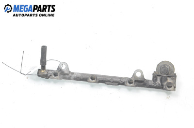 Fuel rail for Toyota Avensis I Station Wagon (09.1997 - 02.2003) 1.6 (AT220, ZZT220), 110 hp