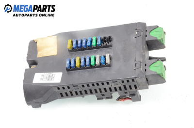 Fuse box for Mercedes-Benz Vito Bus (638) (02.1996 - 07.2003) 110 TD 2.3 (638.174), 98 hp