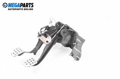 Brake pedal and clutch pedal for Peugeot 207 CC Cabrio (02.2007 - 01.2015)