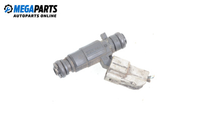 Gasoline fuel injector for Hyundai Elantra Sedan II (06.2000 - 07.2006) 1.6, 107 hp, № 35310-22600