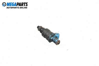 Gasoline fuel injector for Volkswagen Polo Variant (04.1997 - 09.2001) 1.6, 101 hp