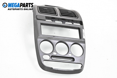 Central console for Hyundai Accent II Hatchback (09.1999 - 11.2005)