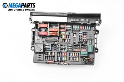 Fuse box for BMW 1 Series E87 (11.2003 - 01.2013) 118 d, 143 hp