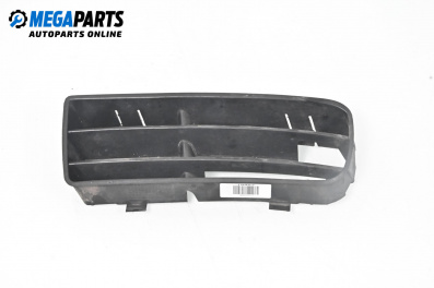 Gitter im stoßstange for Volkswagen Golf IV Hatchback (08.1997 - 06.2005), hecktür, position: vorderseite