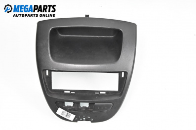 Central console for Toyota Aygo Hatchback (02.2005 - 05.2014)