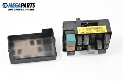 Fuse box for SsangYong Rexton SUV I (04.2002 - 07.2012) 2.7 Xdi, 163 hp, № 82201-08141