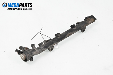 Fuel rail for Volkswagen Polo Variant (04.1997 - 09.2001) 1.6, 75 hp