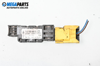 Senzor airbag for Volkswagen Touareg SUV I (10.2002 - 01.2013), № 7L0 909 606 D