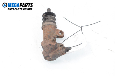 Clutch slave cylinder for Toyota Avensis I Sedan (09.1997 - 02.2003)