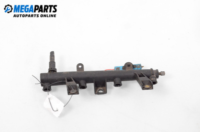 Fuel rail for Peugeot 206 Hatchback (08.1998 - 12.2012) 1.1 i, 60 hp