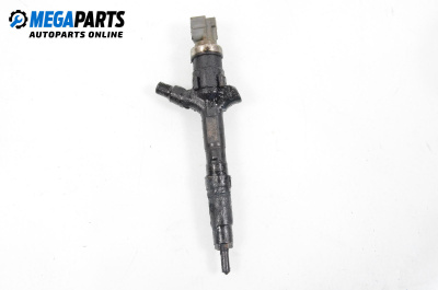 Diesel fuel injector for Toyota Avensis I Sedan (09.1997 - 02.2003) 2.0 D-4D (CDT220), 110 hp, № Denso 23670-27030