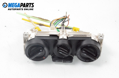 Panou aer condiționat for Volkswagen New Beetle Hatchback (01.1998 - 09.2010), № 1C0 820 045 D