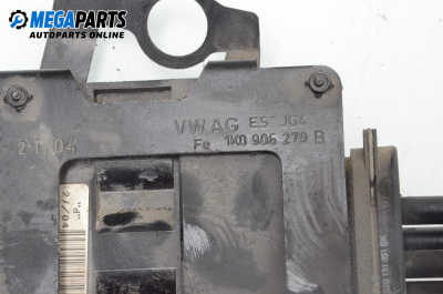 Vakuumeinheit mit elektromagnetbetätigung for Audi A3 Hatchback II (05.2003 - 08.2012), hecktür, № 1К0 906 279 В