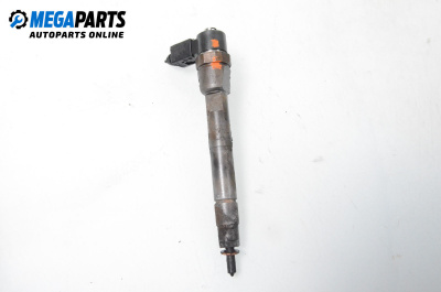 Diesel fuel injector for Mercedes-Benz Vito Bus (638) (02.1996 - 07.2003) 112 CDI 2.2 (638.194), 122 hp, № A 611 070 05 87